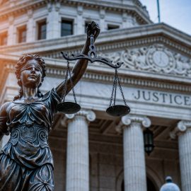 俄罗斯买方拒不付款怎么办：追偿债务的分步行动方案